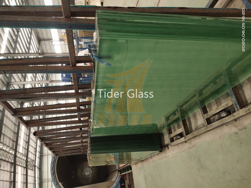 Laminated Glass 3