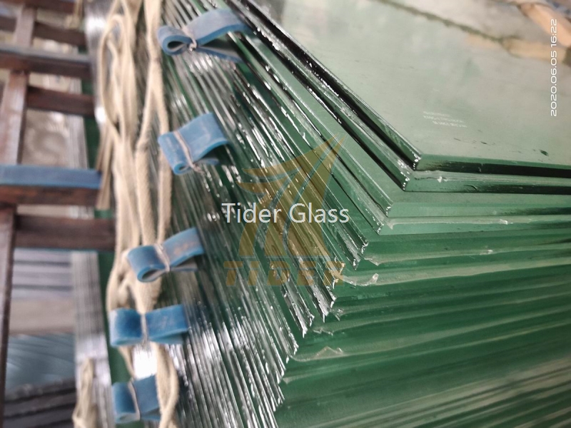 Laminated Glass 4